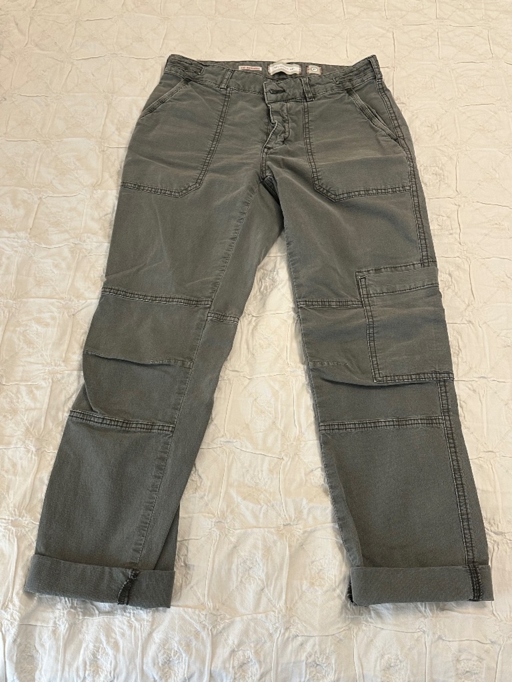 The Wanderer Hei Hei ankle length cargo pant faded olive green, size 27